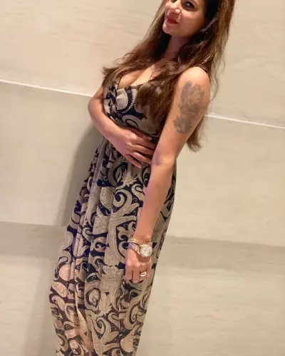 Kampur Escort