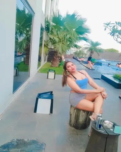 Escort Kampur